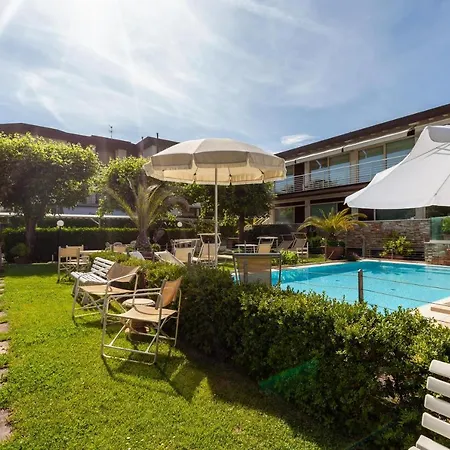 Apartment Bacco Lido di Camaiore